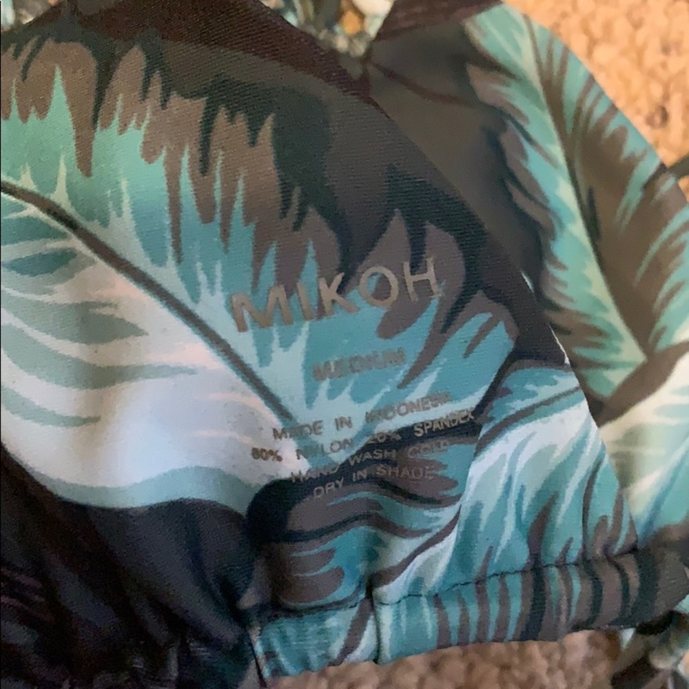 NWOT Mikoh bikini top - Picture 2 of 2